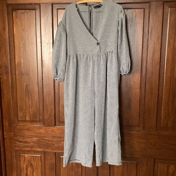 ASOS DESIGN gingham black white v-neck wide leg long sleeve smock jumpsuit 0P - Picture 1 of 9